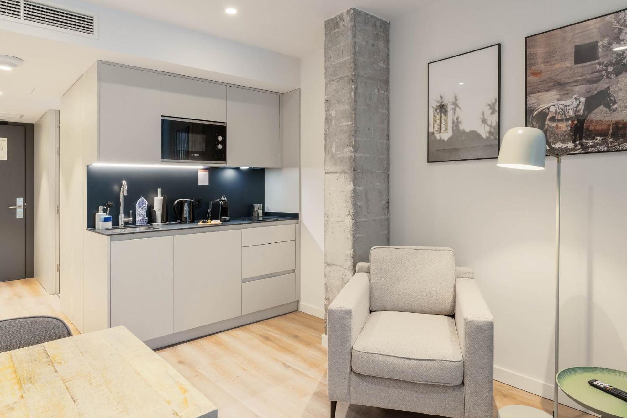 Limehome Madrid Calle De Juan Hurtado De Mendoza Exteriér fotografie